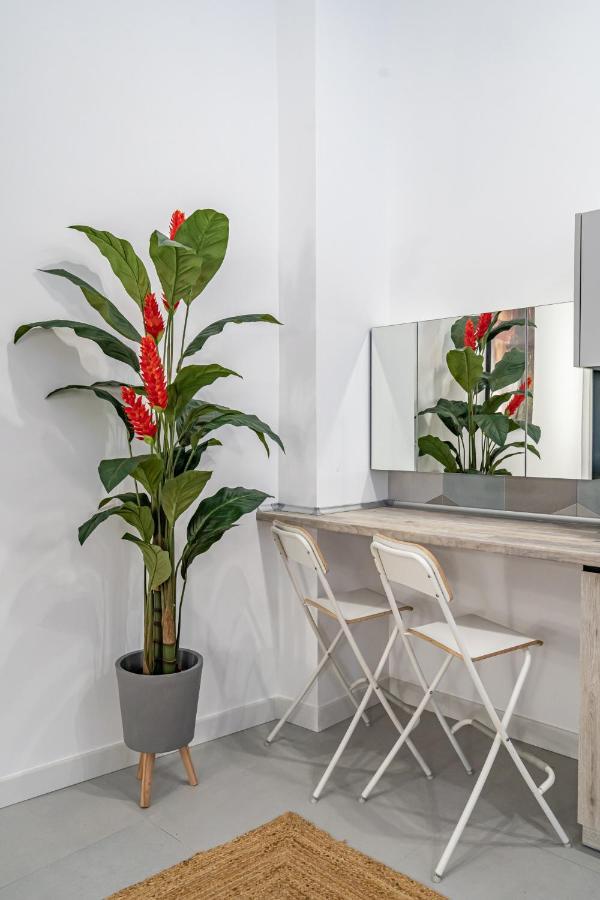 Exquisite Studio Apartment With An Original Design Valência Exterior foto